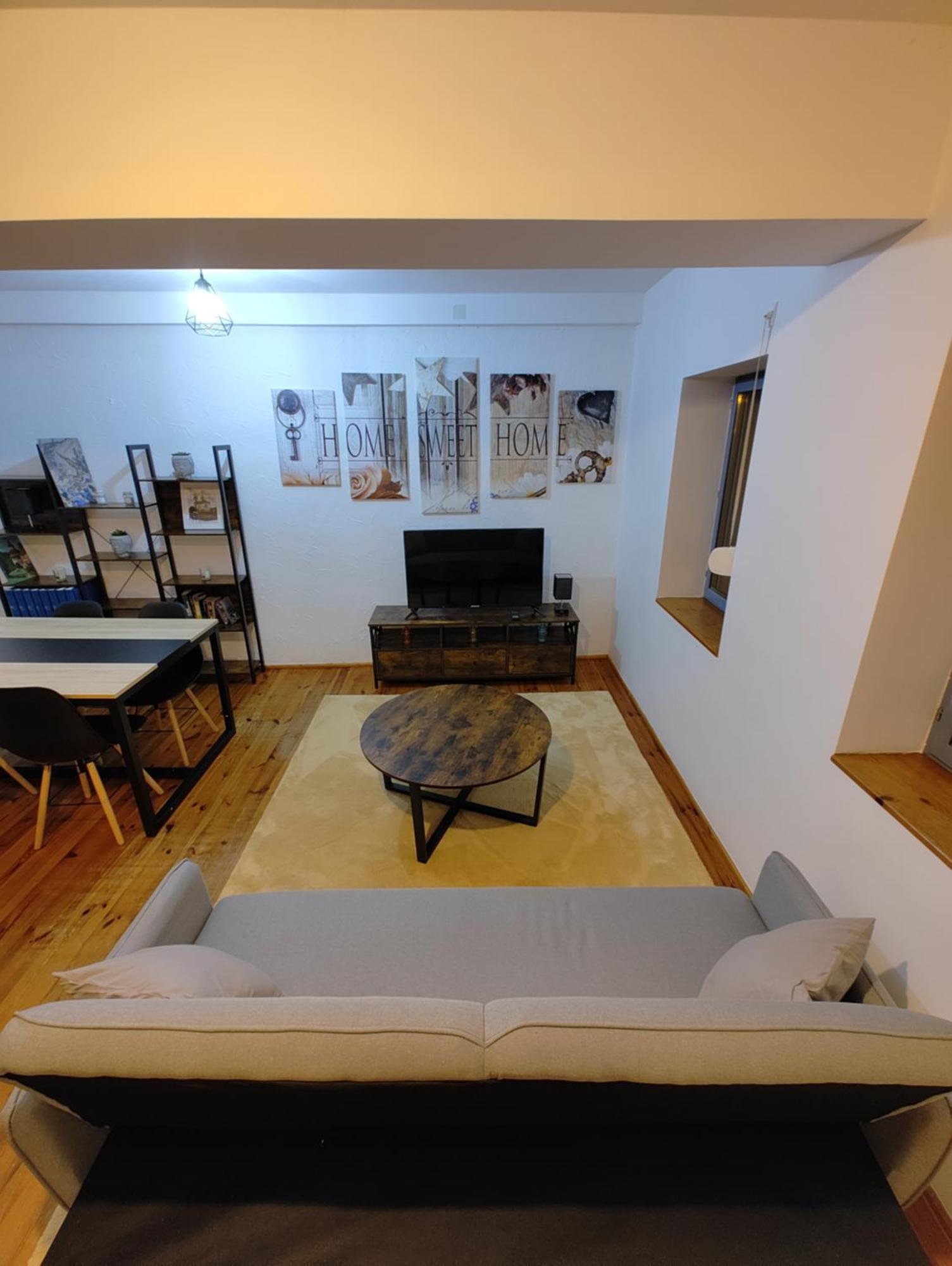 Cosy Triplex 3 Chambres Pont-de-lʼArche المظهر الخارجي الصورة